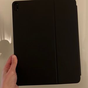 iPad 12.9 inch keyboard folio. Lightly used. In like-new condition.